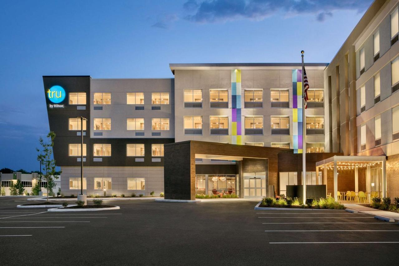 Tru By Hilton Easton Hotell Exteriör bild