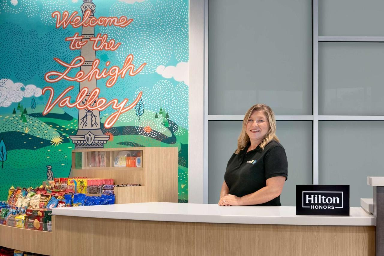 Tru By Hilton Easton Hotell Exteriör bild