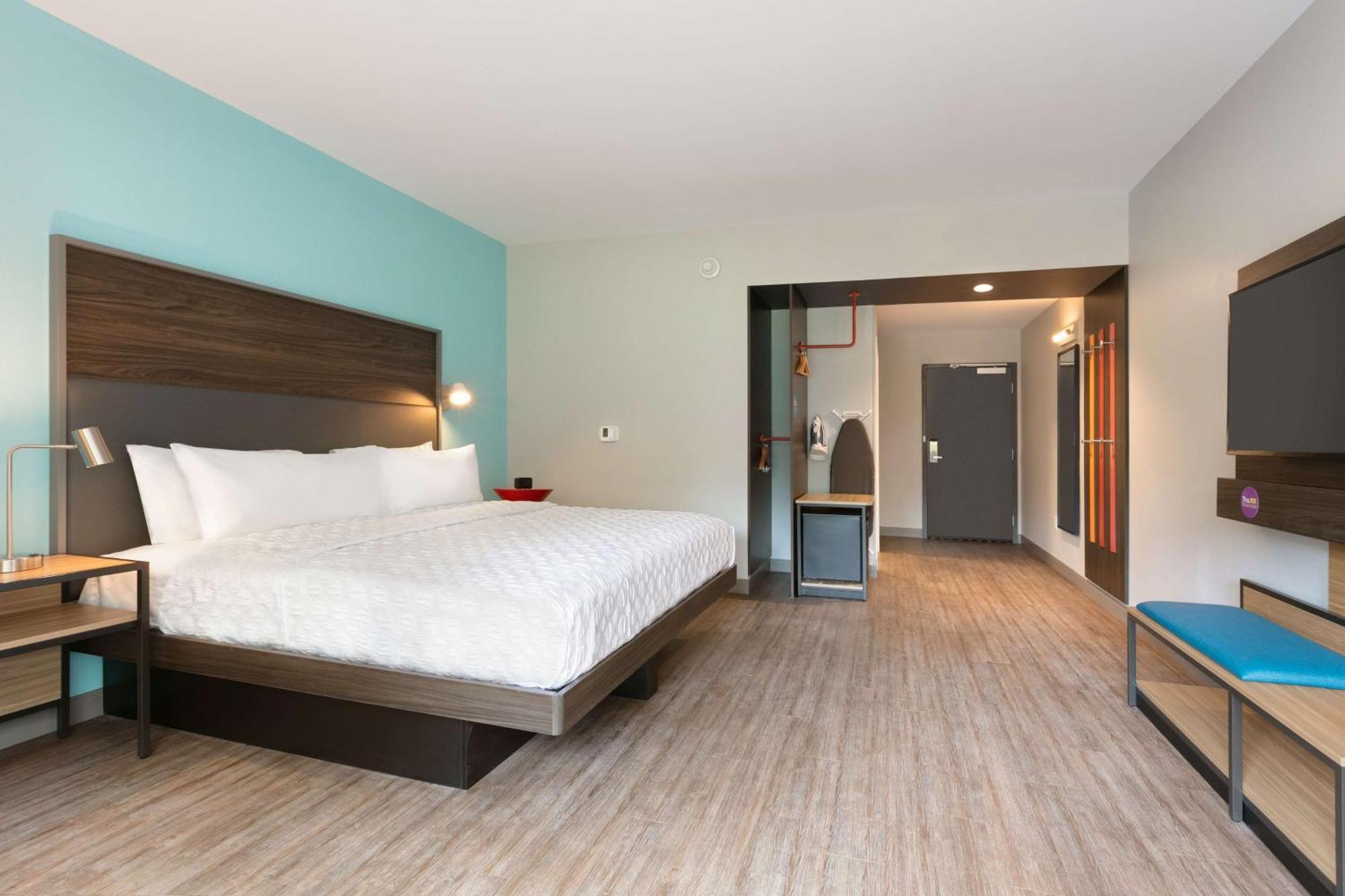 Tru By Hilton Easton Hotell Exteriör bild
